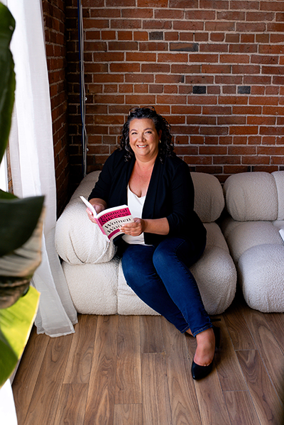 Midori Hillis reading